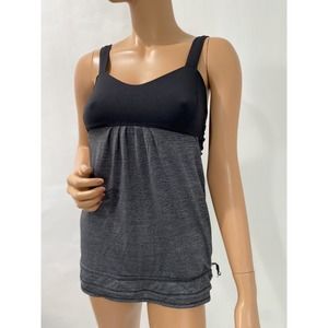 lululemon align Bra top size 4 Black/grey